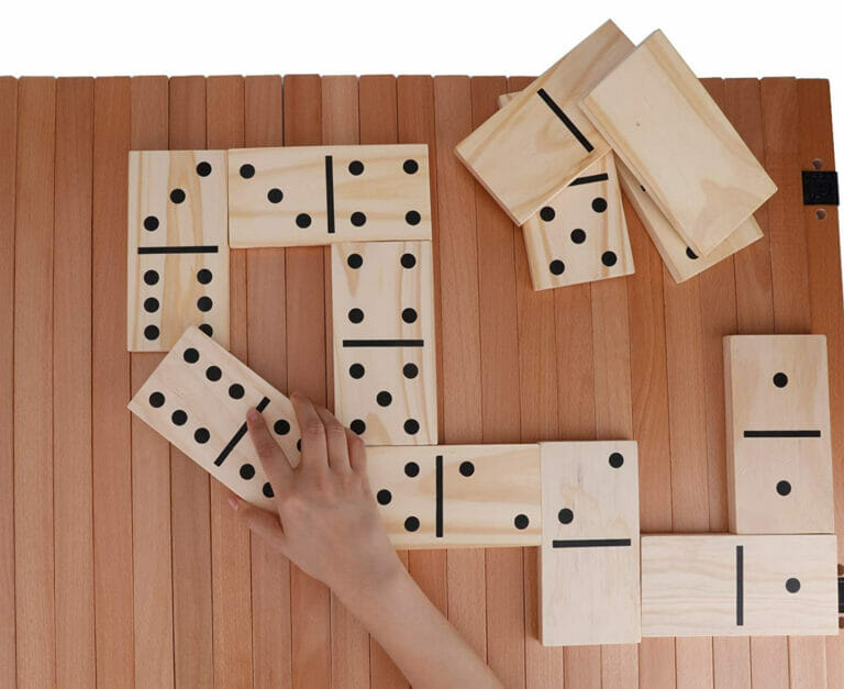 Giant Dominoes
